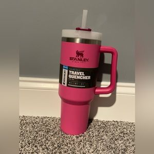 NWT Stanley 40oz quencher